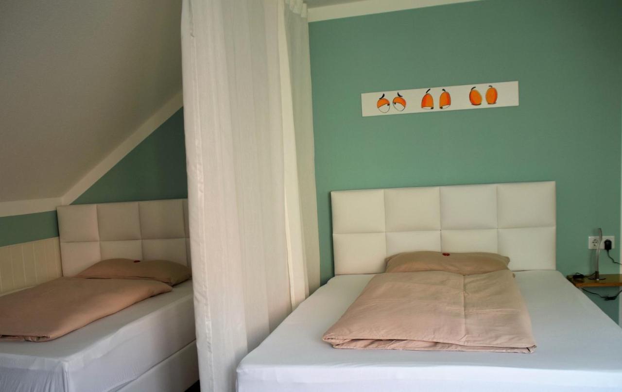 Ferienwohnung auf dem Dorf, Külsheim Exterior foto